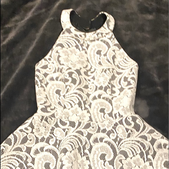 BEAUTIFUL BOUBOU  Party Dress EMBROIDERED FABRIC MIXING WHITE AND BLACK COLORS - Picture 6 of 11